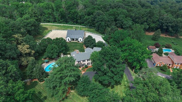 8205 Kroger Farm Road, Indian Hill, OH 45243