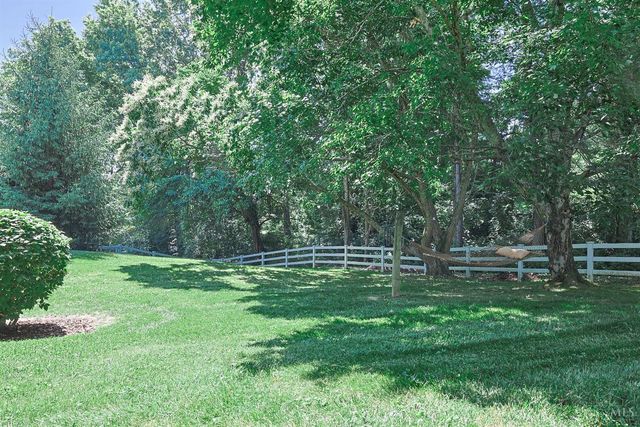 8205 Kroger Farm Road, Indian Hill, OH 45243
