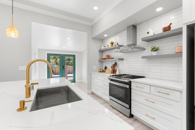 642 E St, Lincoln, CA 95648