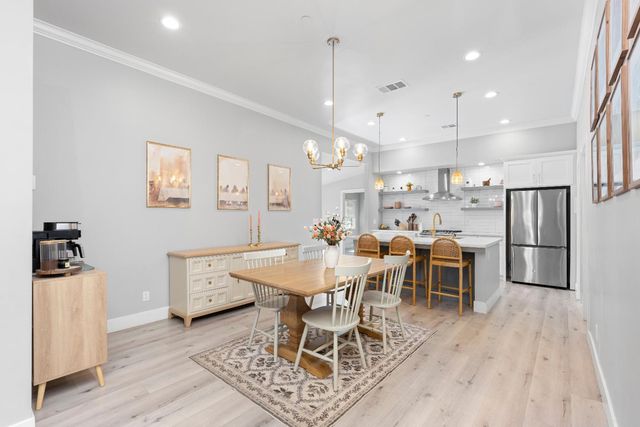 642 E St, Lincoln, CA 95648