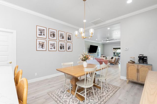 642 E St, Lincoln, CA 95648