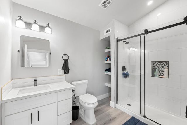 642 E St, Lincoln, CA 95648