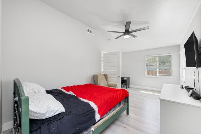 642 E St, Lincoln, CA 95648