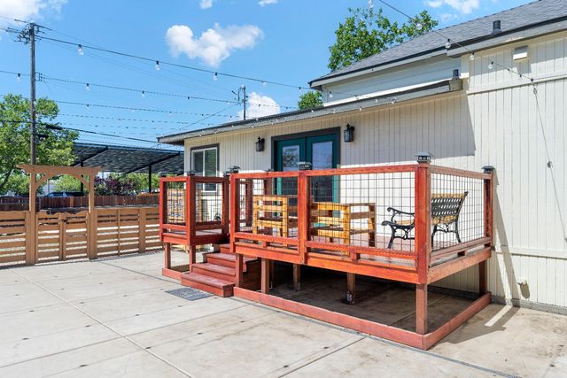 642 E St, Lincoln, CA 95648