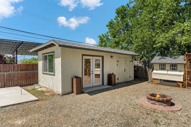 642 E St, Lincoln, CA 95648