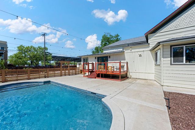 642 E St, Lincoln, CA 95648