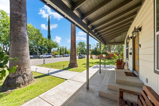 642 E St, Lincoln, CA 95648