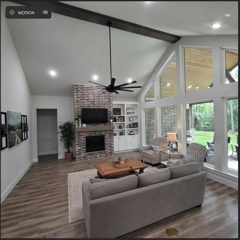 797 Lonestar Road, Huntsville, TX 77340