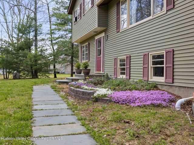 27 Marion Avenue, Napanoch, NY 12458