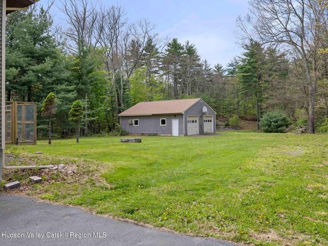 27 Marion Avenue, Napanoch, NY 12458