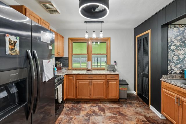 5903 SW 14th Street, Des Moines, IA 50315