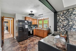 5903 SW 14th Street, Des Moines, IA 50315