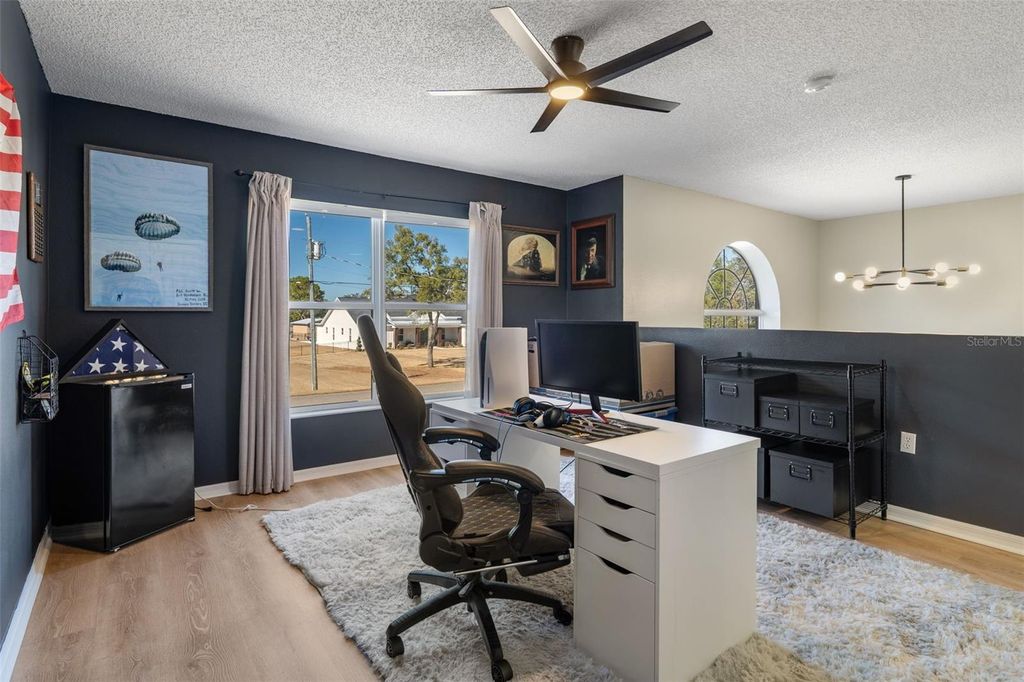 Image 37 of property listing at 11258 LOMITA WREN ROAD, Weeki Wachee, FL 34614