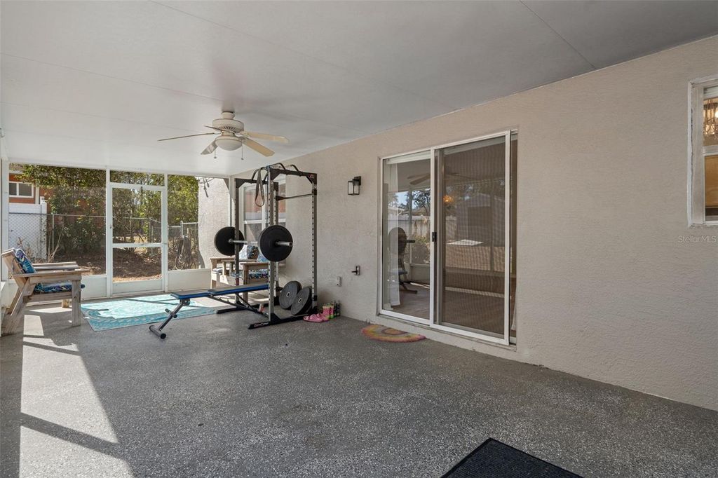 Image 39 of property listing at 11258 LOMITA WREN ROAD, Weeki Wachee, FL 34614
