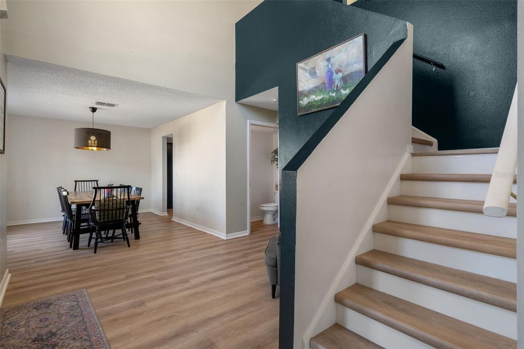 Image 6 of property listing at 11258 LOMITA WREN ROAD, Weeki Wachee, FL 34614