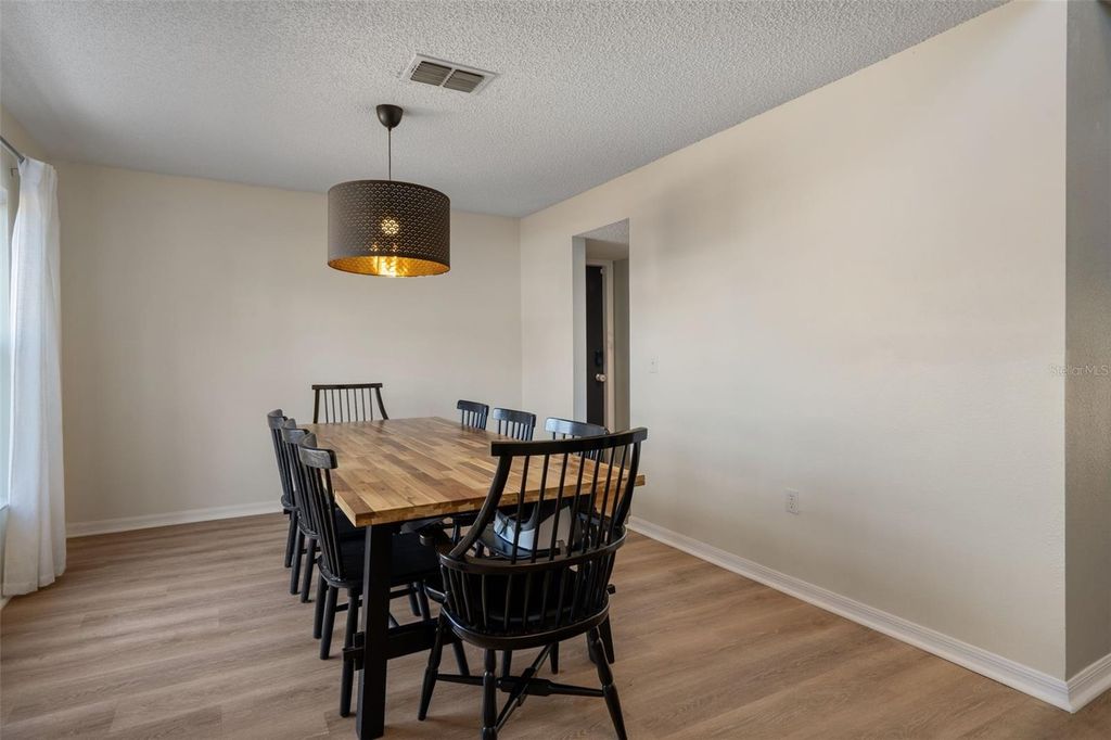 Image 8 of property listing at 11258 LOMITA WREN ROAD, Weeki Wachee, FL 34614