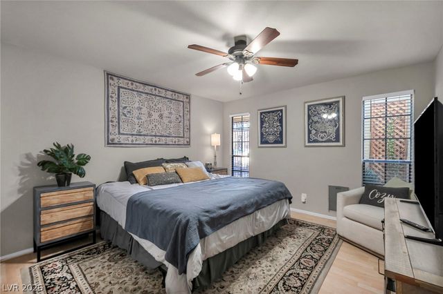 3946 Foxboro Circle, Las Vegas, NV 89121