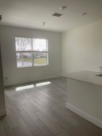 1130 Verde Court, Deerfield Beach, FL 33064