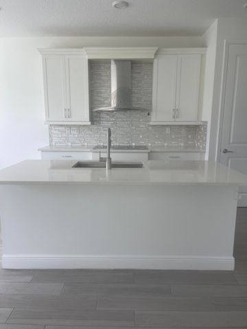 1130 Verde Court, Deerfield Beach, FL 33064