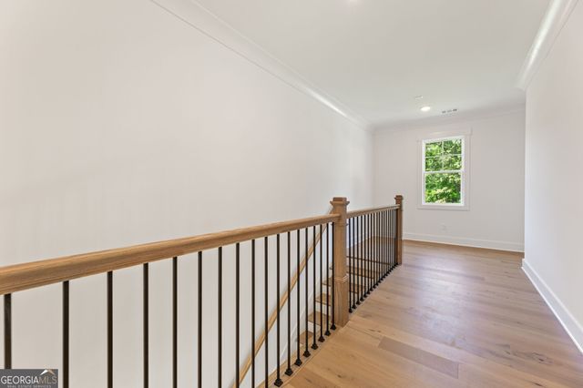 9135 Greenway Court, Gainesville, GA 30506