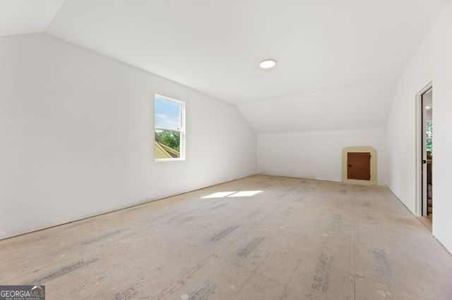 9135 Greenway Court, Gainesville, GA 30506