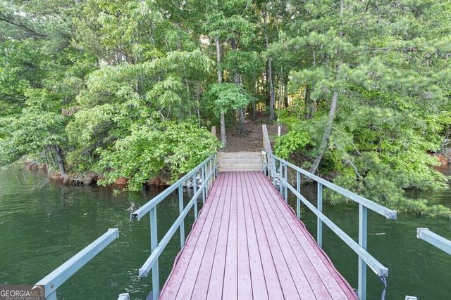 9135 Greenway Court, Gainesville, GA 30506