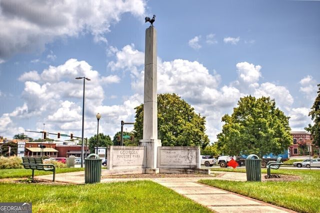 9135 Greenway Court, Gainesville, GA 30506