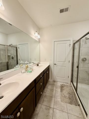 403 Parkview Ln 403, Rockaway Twp., NJ 07866