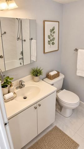 5290 W 21st Court 304, Hialeah, FL 33016