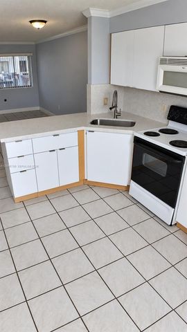 5290 W 21st Court 304, Hialeah, FL 33016