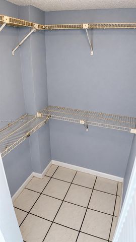 5290 W 21st Court 304, Hialeah, FL 33016