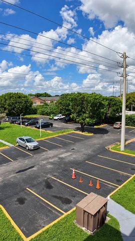 5290 W 21st Court 304, Hialeah, FL 33016