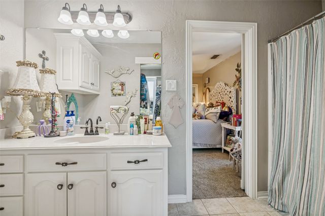 217 Crystal Court, Heath, TX 75032