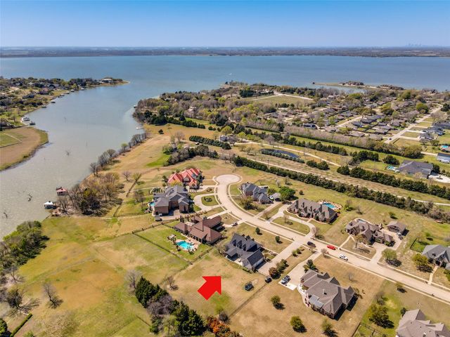 217 Crystal Court, Heath, TX 75032