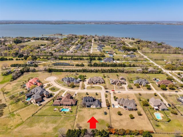 217 Crystal Court, Heath, TX 75032