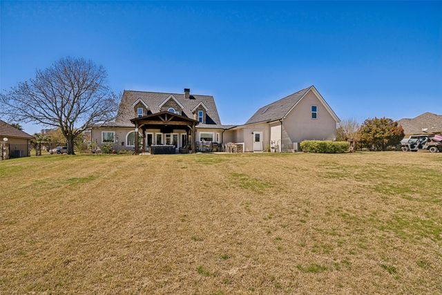 217 Crystal Court, Heath, TX 75032
