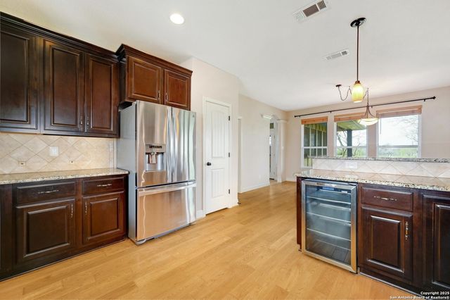 100 Prim Rose, Blanco, TX 78606