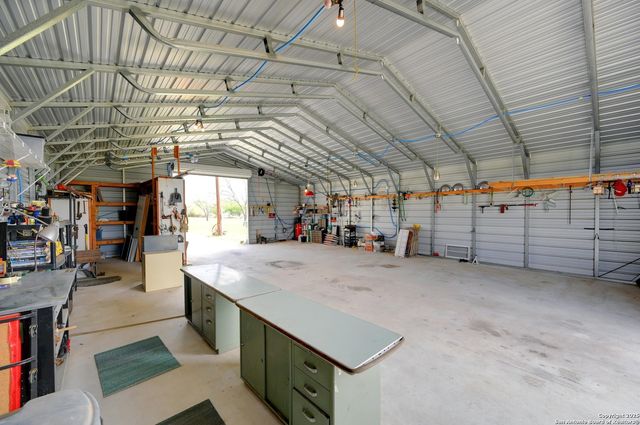 100 Prim Rose, Blanco, TX 78606