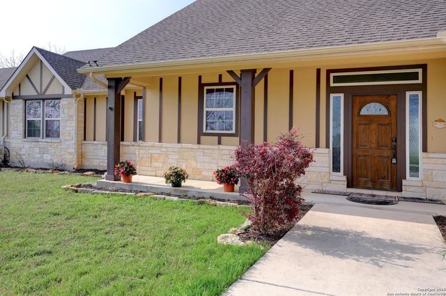 100 Prim Rose, Blanco, TX 78606