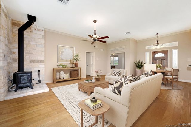100 Prim Rose, Blanco, TX 78606