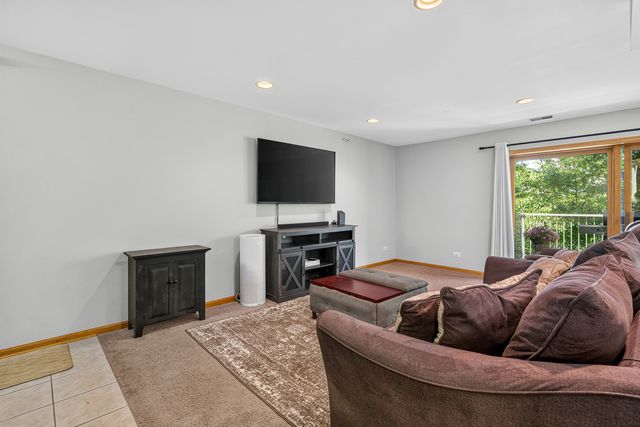 1011 Ashley Court S 2D, Lockport, IL 60441