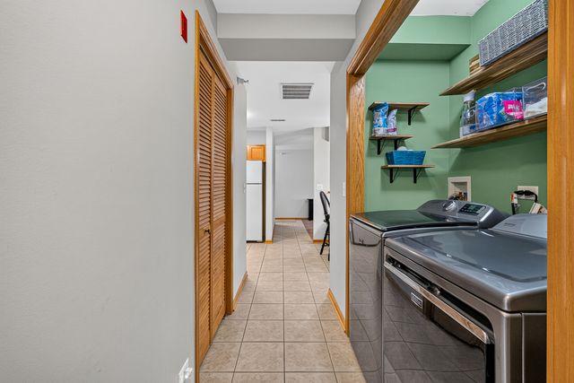 1011 Ashley Court S 2D, Lockport, IL 60441