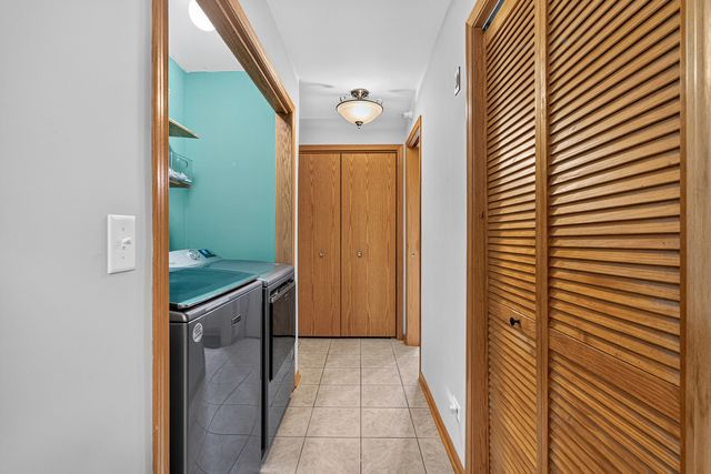 1011 Ashley Court S 2D, Lockport, IL 60441