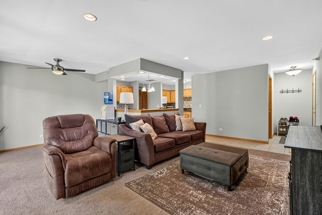 1011 Ashley Court S 2D, Lockport, IL 60441