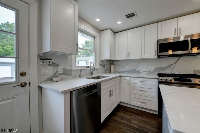 252 Us Highway 46, Independence Twp., NJ 07840