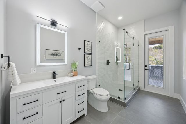 2415 Valley View Drive, Cedar Hill, TX 75104