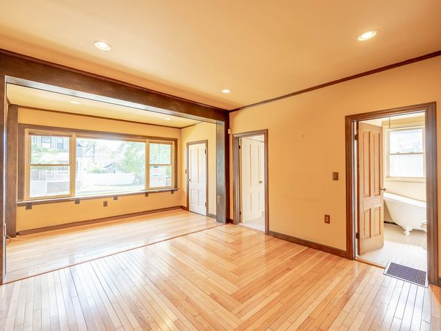 443 Ferdinand Avenue, Forest Park, IL 60130