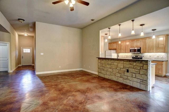 178 S Buckhorn DR, Bastrop, TX 78602