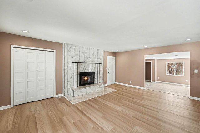 216 Aveline Street, Ypsilanti Twp, MI 48197