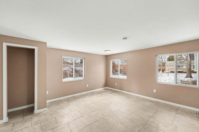 216 Aveline Street, Ypsilanti Twp, MI 48197